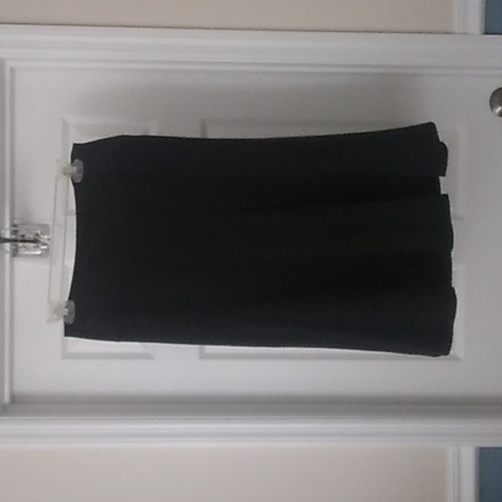 Anne Taylor skirt black